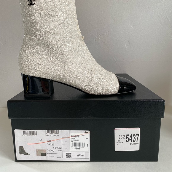 SOLD☄️ON TRADESY DEFECTIVE CHANEL RUNWAY ‘ASTRONAUT’ COLLECTION BOOT - Picture 5 of 15